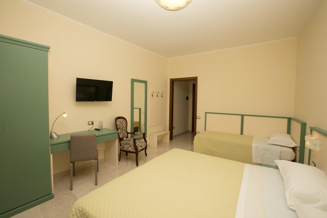 B&B Ponte Capograssi Σουλμόνα Εξωτερικό φωτογραφία